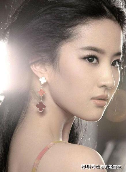 女明星光溜溜图片视频素材高清